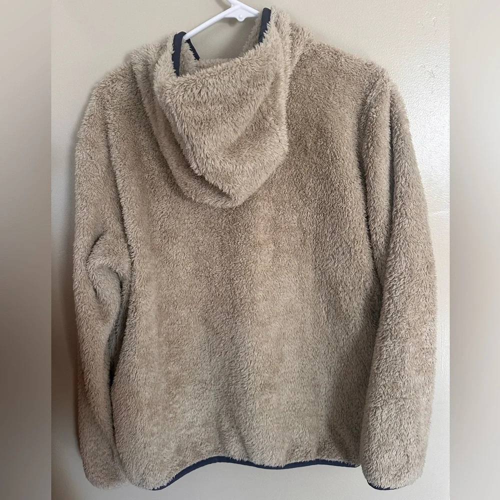 Patagonia Hooded Half Zip Fleece Pullover - Picture 4 of 4